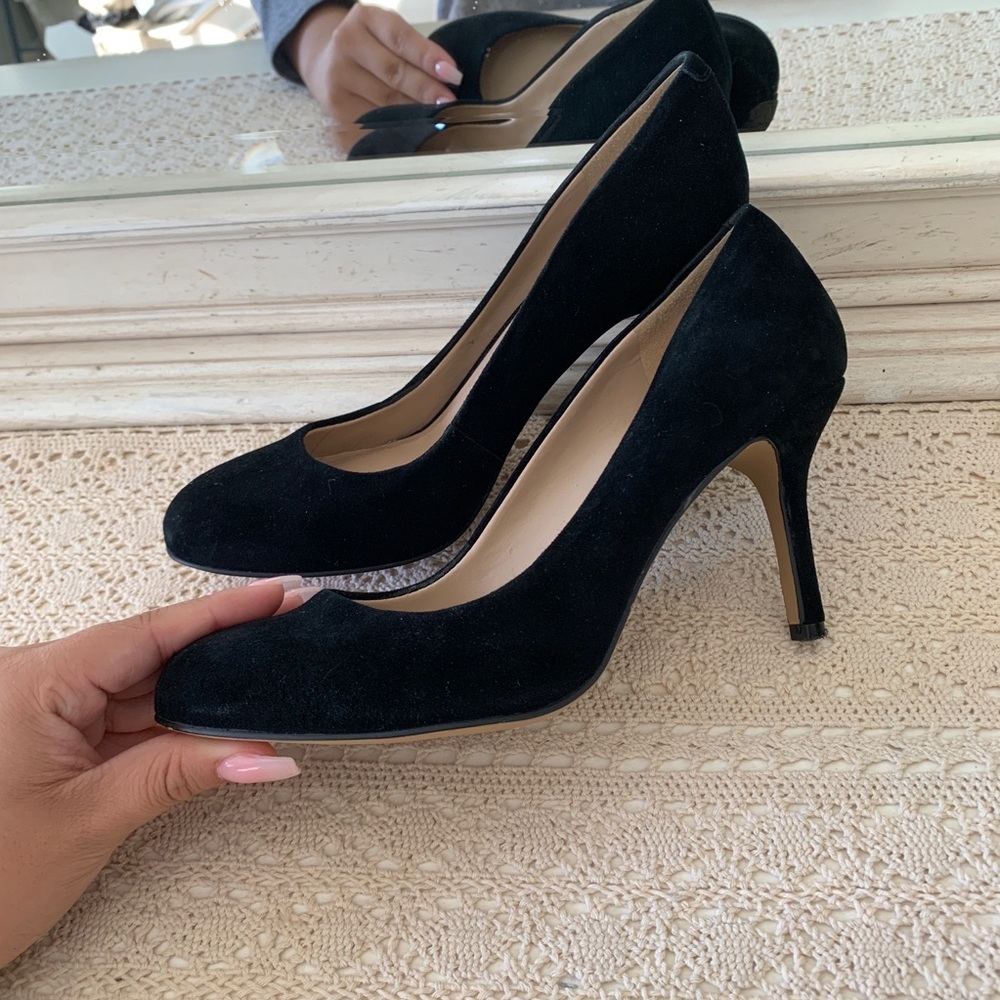Vince Camuto Black Pumps